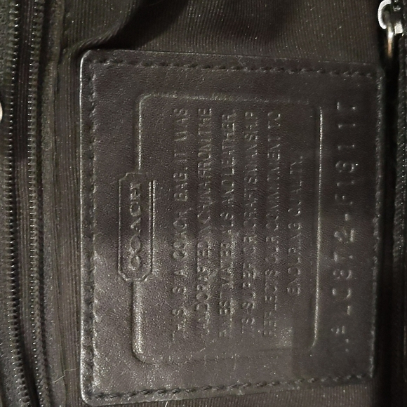 Coach Soho Pleated Tote Signature Shoulder Bag - Picture 4 of 7